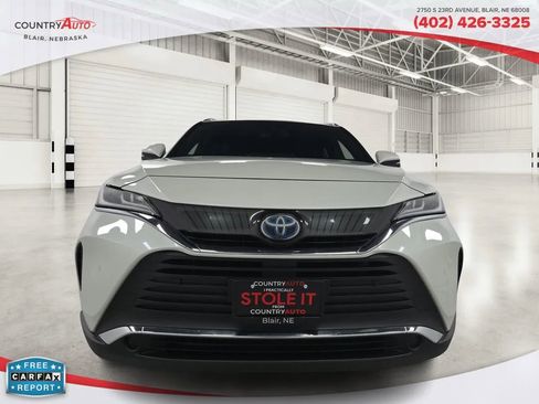 Used 2021 Toyota Venza XLE w/ Softex Package image 8