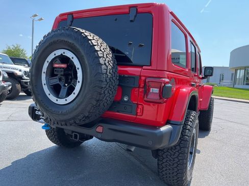 Used 2024 Jeep Wrangler Unlimited Rubicon 4xe AWD/4WD image 70