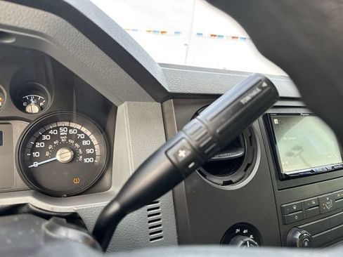Used 2016 Ford F250 XL w/ Power Equipment Group AWD/4WD image 21