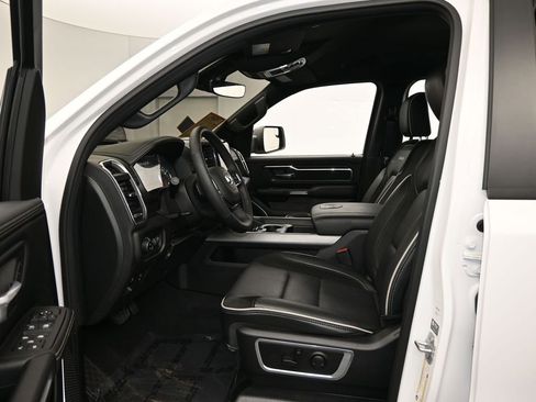 Used 2025 RAM 1500 Laramie image 11