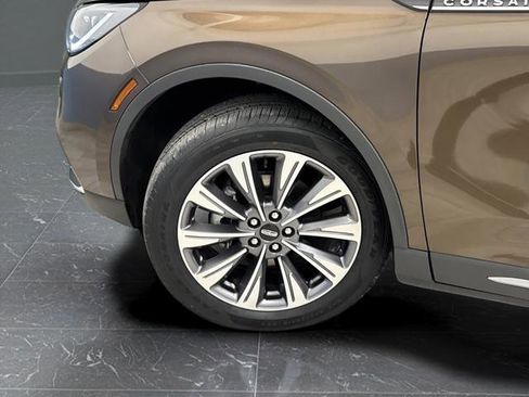 Used 2022 Lincoln Corsair Reserve w/ Elements Package image 38