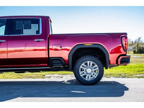 Used 2023 GMC Sierra 3500 Denali image 42