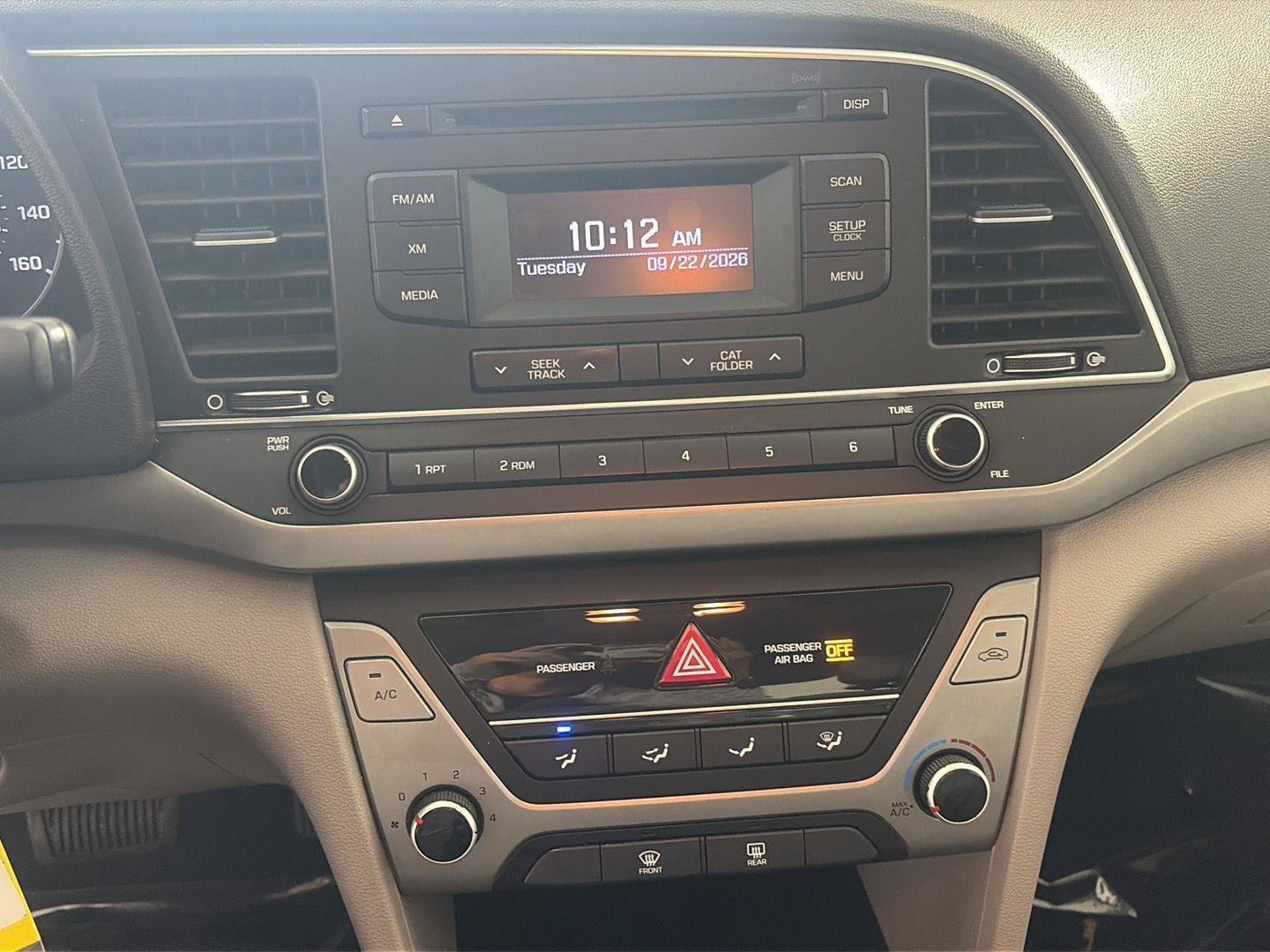 Used 2017 Hyundai Elantra SE FWD image 10