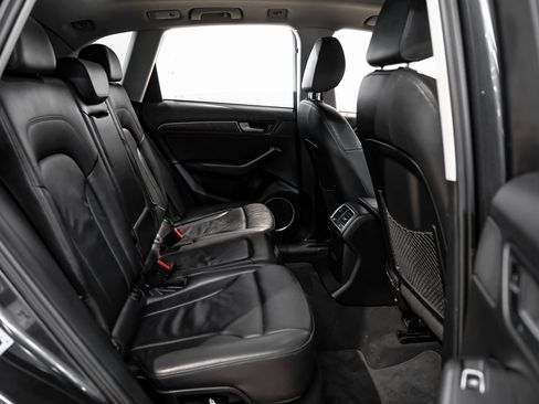 Used 2017 Audi Q5 2.0T Premium Plus w/ Technology Package image 46