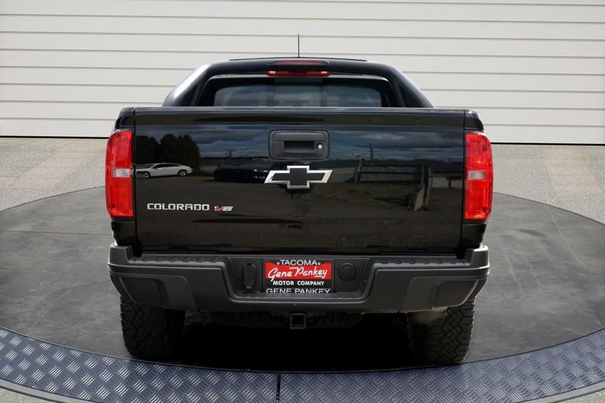Used 2020 Chevrolet Colorado ZR2 w/ ZR2 Midnight Special Edition AWD/4WD image 6