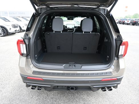 New 2026 Ford Explorer ST w/ Sun And Sound Package AWD/4WD image 6
