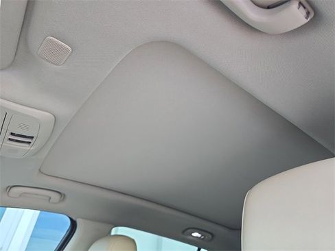 Used 2019 Buick Envision Essence image 19