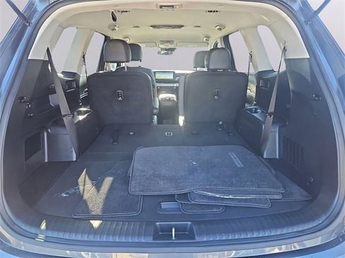 Used 2023 Kia Telluride S image 30