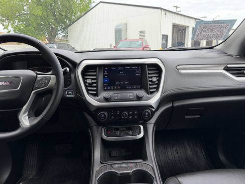 Used 2023 GMC Acadia SLT FWD image 27