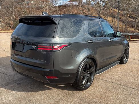 Used 2023 Land Rover Discovery HSE R-Dynamic image 16