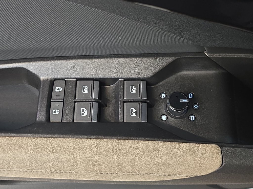 Certified 2023 Audi Q4 e-tron Premium Plus w/ Premium Plus AWD/4WD image 20