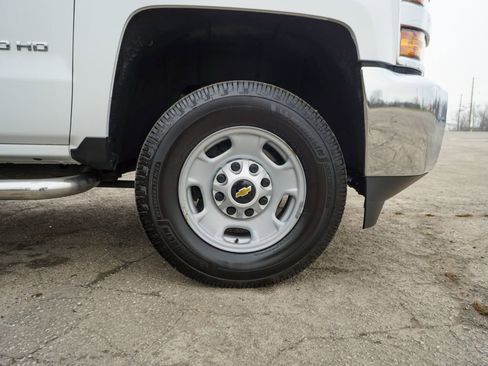 Used 2019 Chevrolet Silverado 2500 W/T w/ WT Convenience Package AWD/4WD image 12