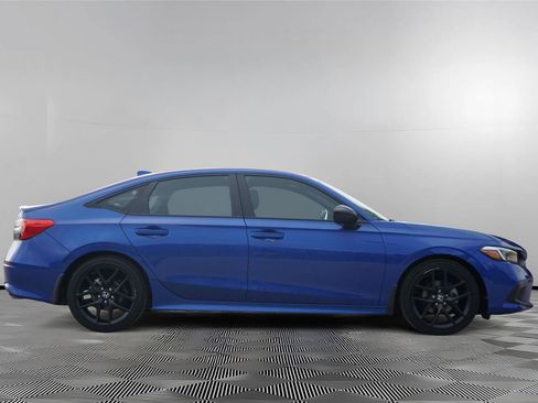 Used 2022 Honda Civic Sport image 4