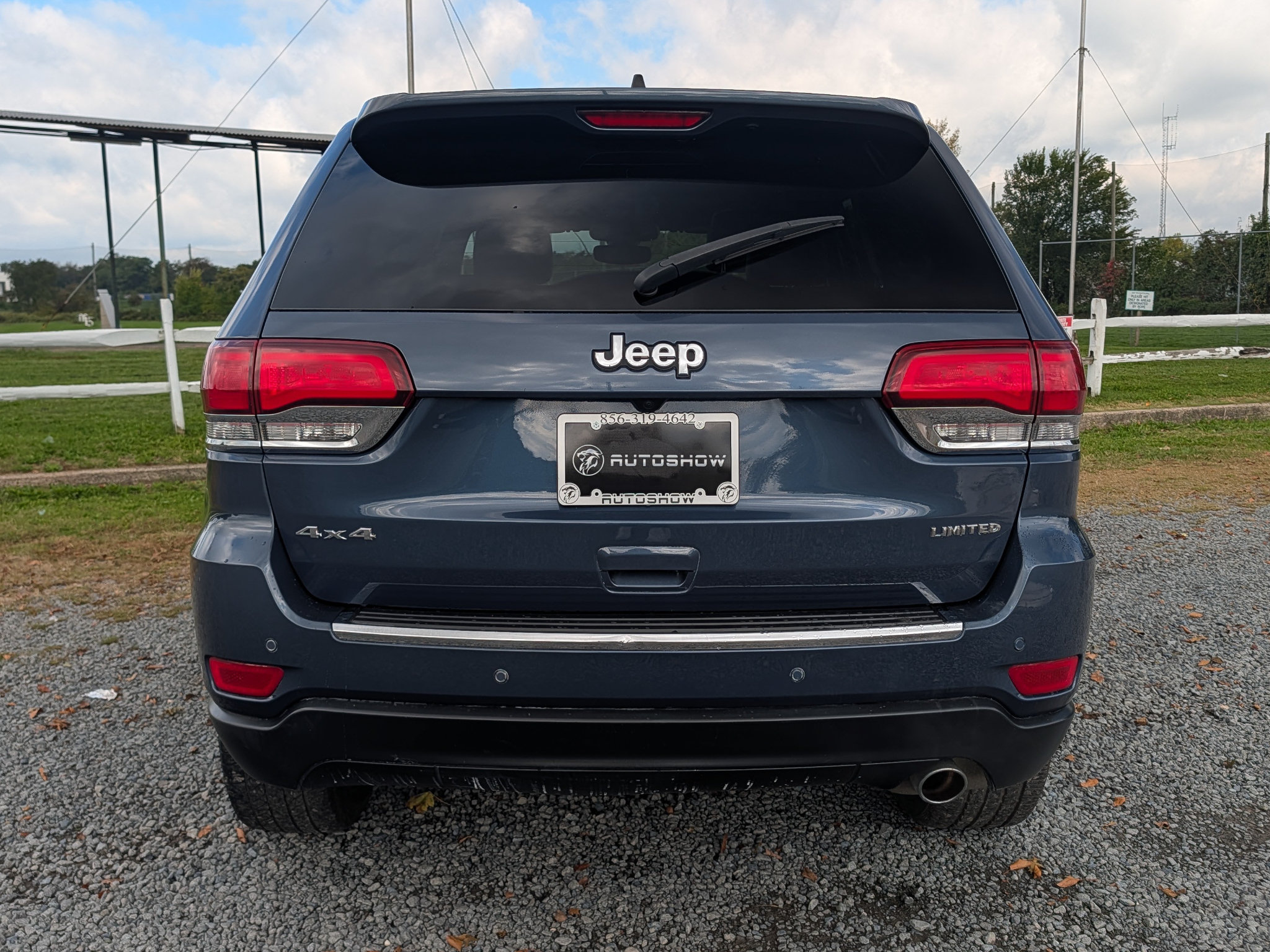 Used 2021 Jeep Grand Cherokee Limited AWD/4WD image 6