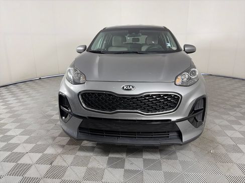 Used 2020 Kia Sportage LX FWD image 2