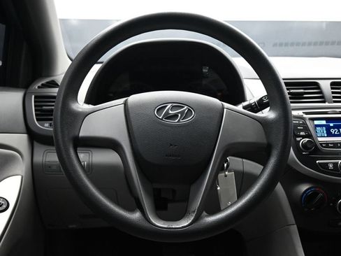 Used 2015 Hyundai Accent GLS FWD image 14