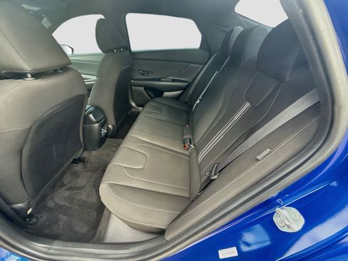 Used 2025 Hyundai Elantra Sport FWD image 20