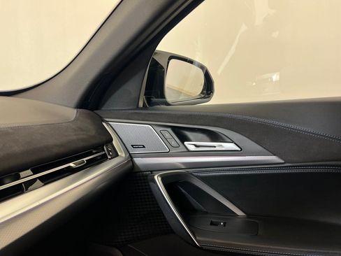 Used 2026 BMW X2 M35i w/ Technology Package image 32