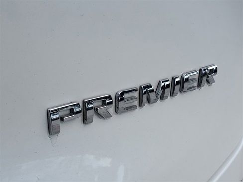 Certified 2021 Chevrolet Blazer Premier w/ Driver Confidence II Package image 8