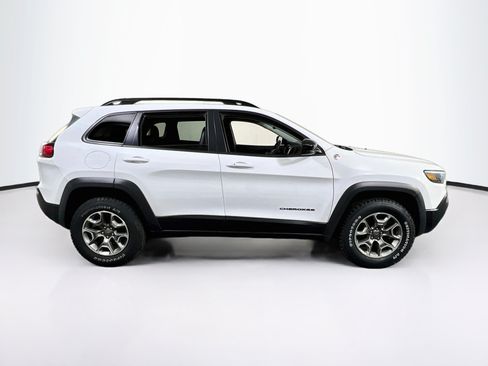 Used 2022 Jeep Cherokee Trailhawk w/ Comfort/Convenience Group AWD/4WD image 4