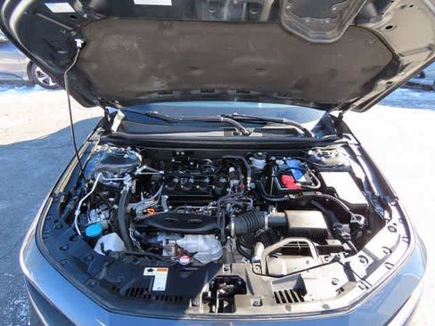 Certified 2023 Honda Accord EX image 9