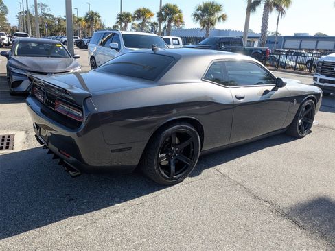 Used 2023 Dodge Challenger SRT Hellcat image 4