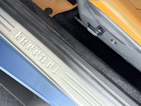 Certified 2022 Ferrari Portofino M RWD image 23
