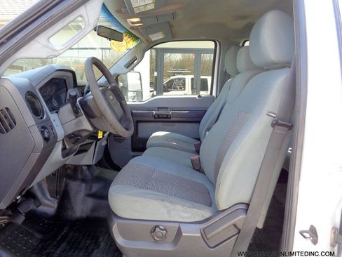 Used 2012 Ford F250 XL w/ PWR Equipment Group image 9