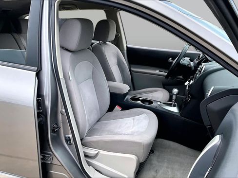 Used 2012 Nissan Rogue S FWD image 8