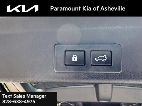 Used 2023 Subaru Ascent Touring AWD/4WD image 28