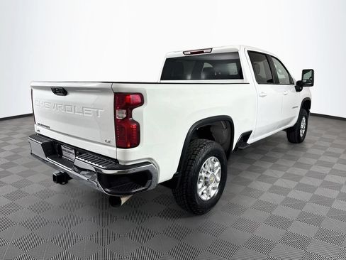 Used 2023 Chevrolet Silverado 2500 LT AWD/4WD image 7