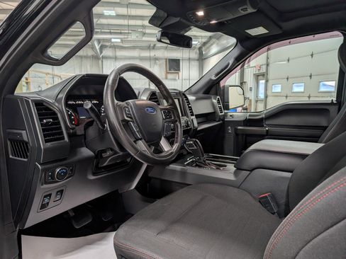 Used 2019 Ford F150 XLT w/ Equipment Group 302A Luxury AWD/4WD image 15