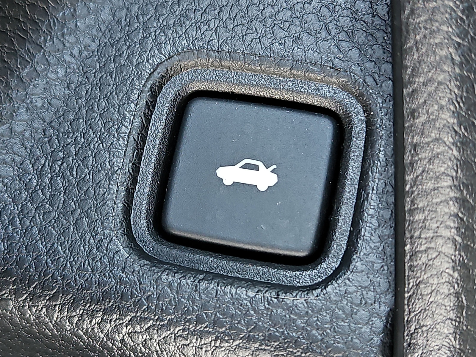 Used 2019 Honda Accord EX-L image 27