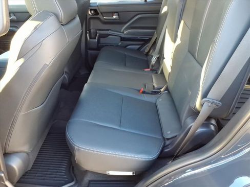 New 2025 Toyota 4Runner Limited image 5