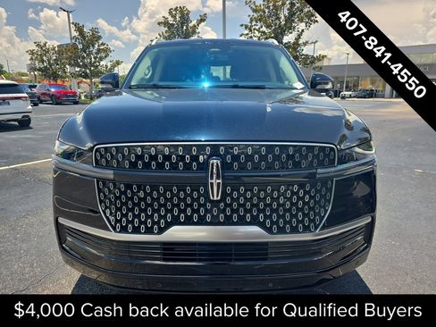 New 2026 Lincoln Navigator Premiere AWD/4WD image 7