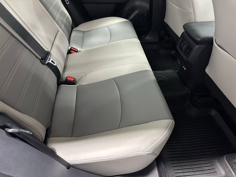 Used 2025 Toyota RAV4 XLE Premium image 51