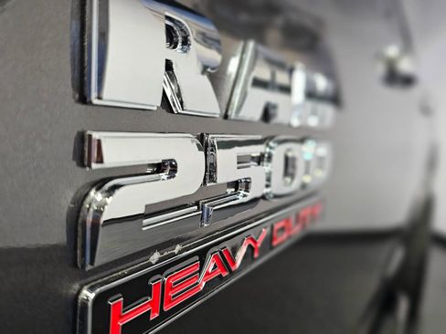 Used 2016 RAM 2500 Big Horn image 21