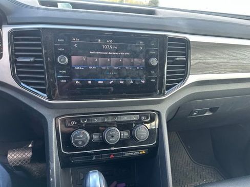 Certified 2022 Volkswagen Atlas SE AWD/4WD image 10