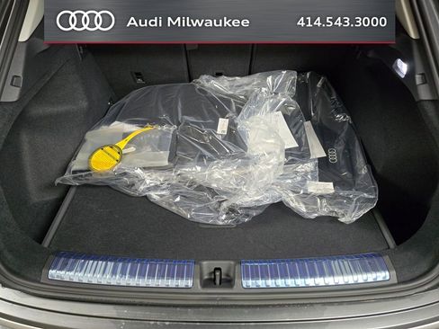 New 2026 Audi Q3 quattro 2.0T AWD/4WD image 12