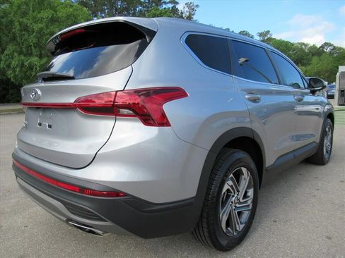 Used 2023 Hyundai Santa Fe SE FWD image 7