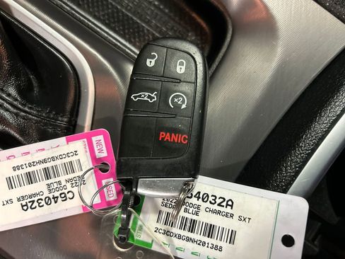 Used 2022 Dodge Charger SXT image 21