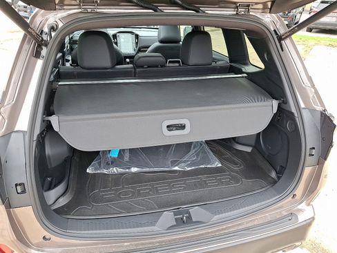 Certified 2025 Subaru Forester Touring w/ Touring Package AWD/4WD image 45