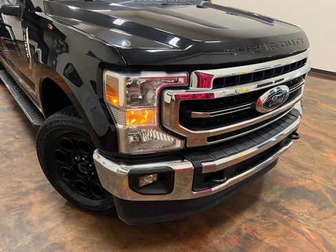Used 2021 Ford F250 Lariat w/ Lariat Value Package image 43