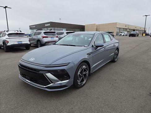 New 2026 Hyundai Sonata SEL image 2