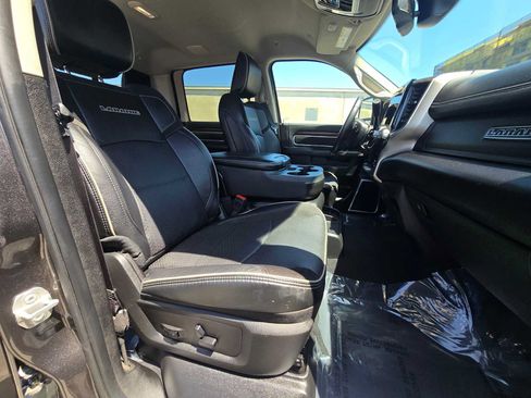 Used 2024 RAM 2500 Laramie AWD/4WD image 10