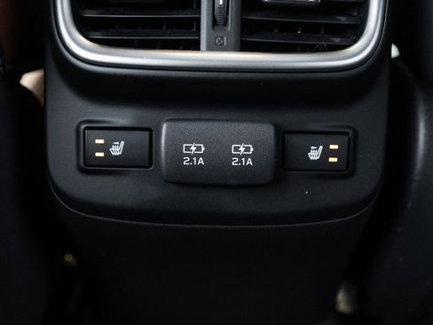 Used 2020 Subaru Outback Touring image 31