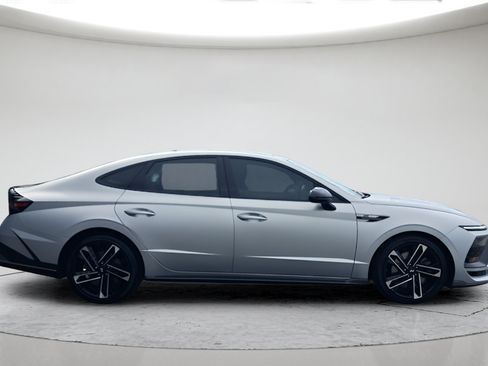 Used 2024 Hyundai Sonata N Line FWD image 2