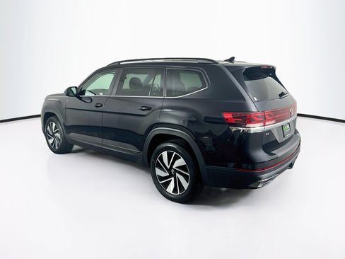 Used 2025 Volkswagen Atlas SE FWD image 5