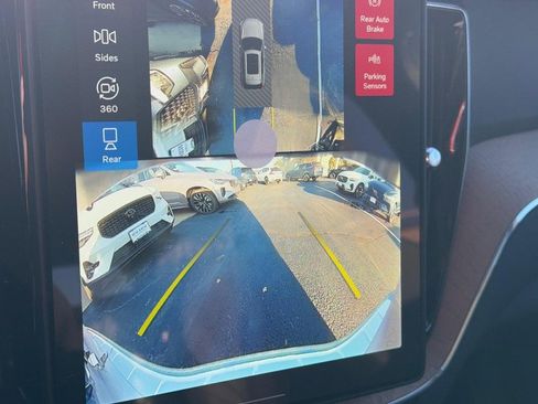 New 2026 Volvo XC60 B5 Plus w/ Protection Package Premier image 15