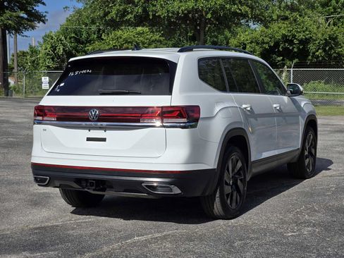 Used 2024 Volkswagen Atlas SE FWD image 7